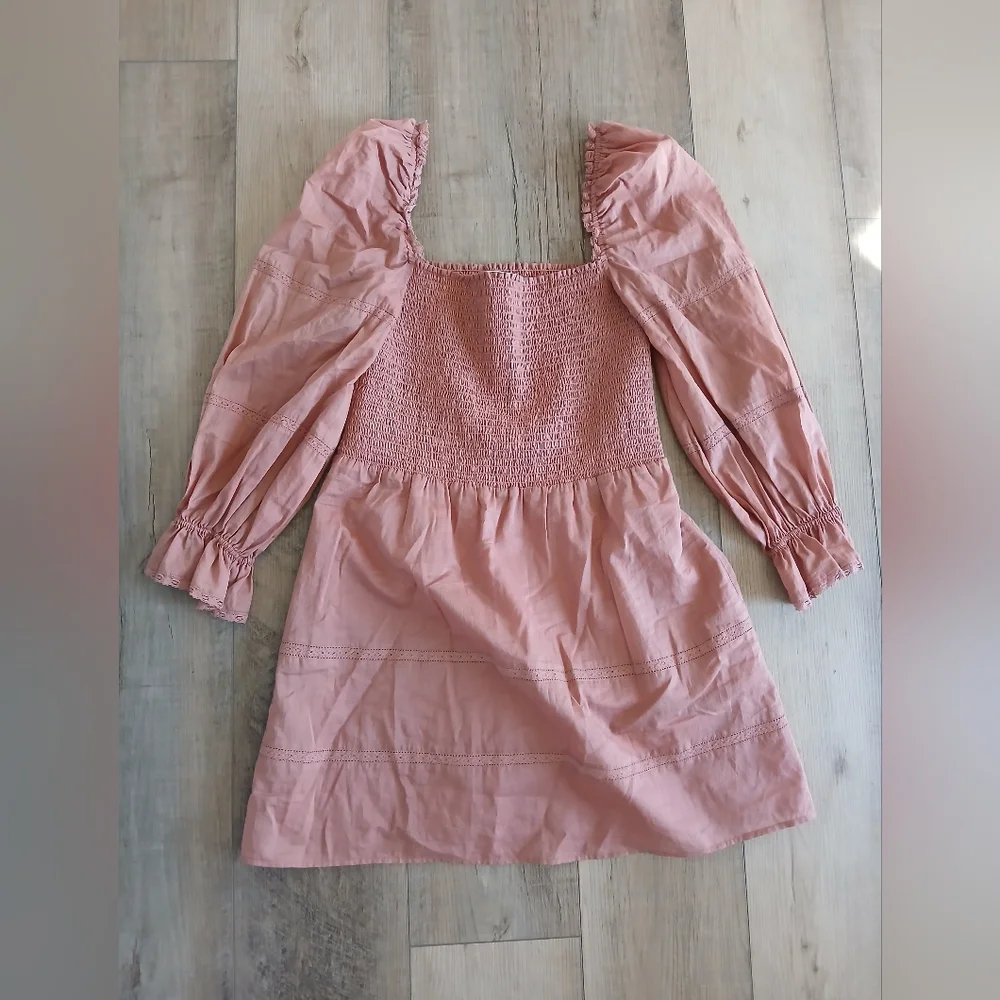 Reformation Dunes Praline Smocked Dress. Size 10 - Picture 6 of 10